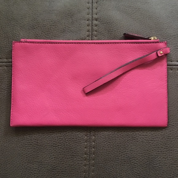 Michael Kors Pink Wristlet π - Picture 3 of 8